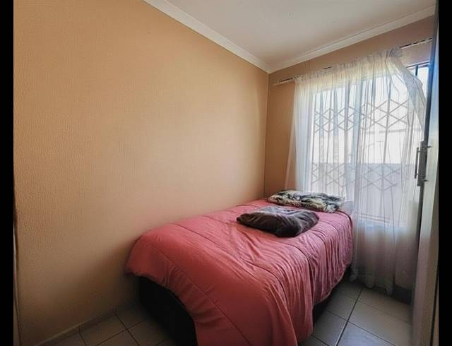 2 BEDROOM HOUSE FOR SALE IN SAVANNA CITY